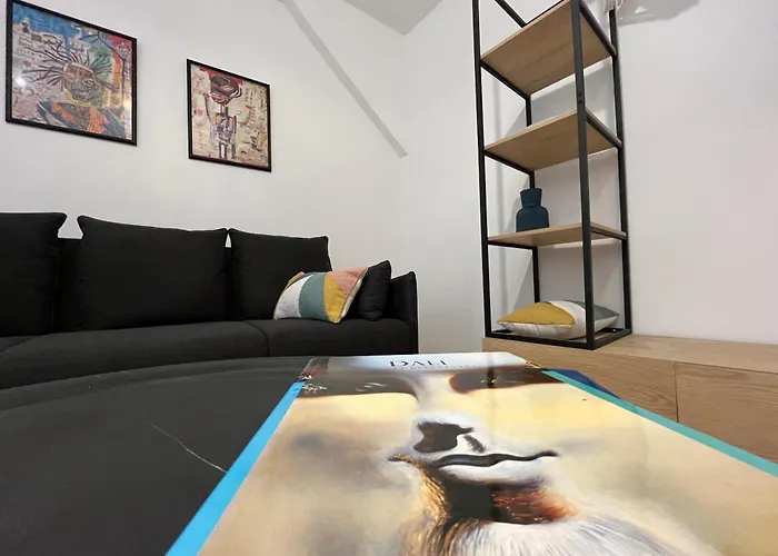 Oberkampf By Melvane 21 * Paris